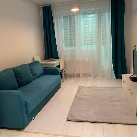 Apartament Cu Regim Hotelier Militari Residence Helen Chiajna Екстер'єр фото